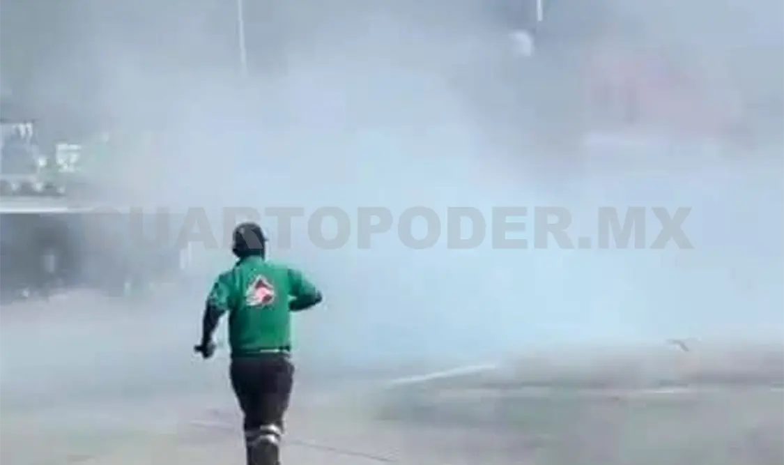 Evitan explosión en gasolinera tras accidente