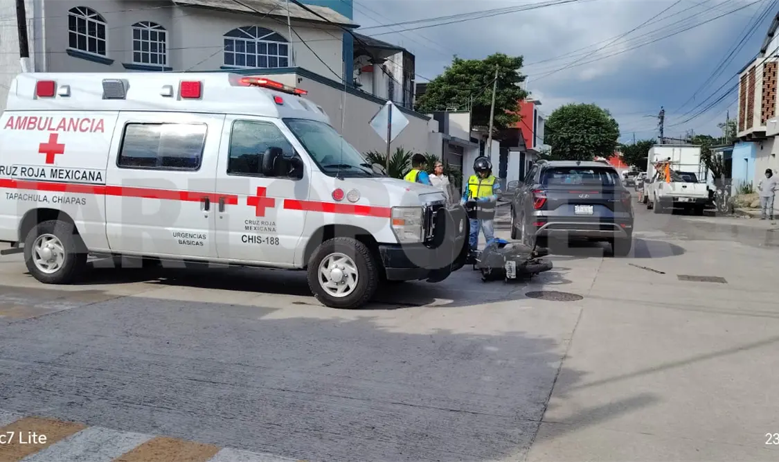 Se pasan la preferencia y terminan atropellados