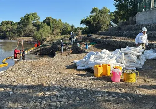 Concluyen limpieza en la bocatoma de agua de Álamo