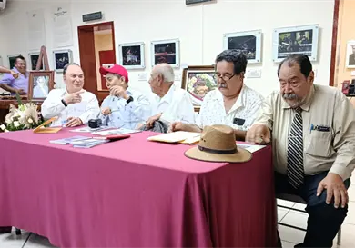 Recuerdan al doctor Fernán Pavía Recuerdan al doctor Fernán Pavía