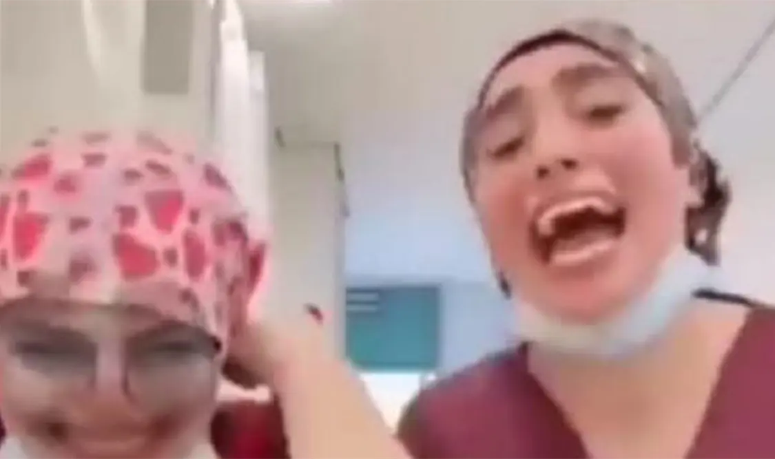 Por hacerse las “chistosas” con un paciente tendrán una sanción. Cortesía