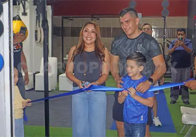 Argenis Morales cumple su sueño Argenis Morales cumple su sueño