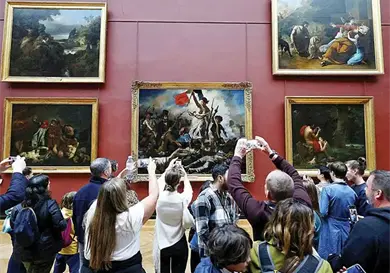 Louvre va por responsables de robo Louvre va por responsables de robo