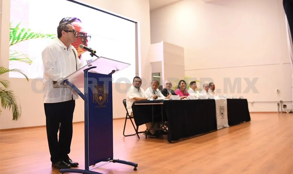 El rector de la Unach destacó el papel de la academia chiapaneca. CP