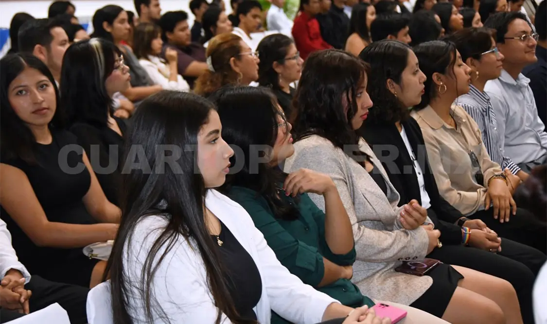 Se disertó la conferencia magistral “La construcción del derecho desde la interculturalidad y el pluralismo político”. CP