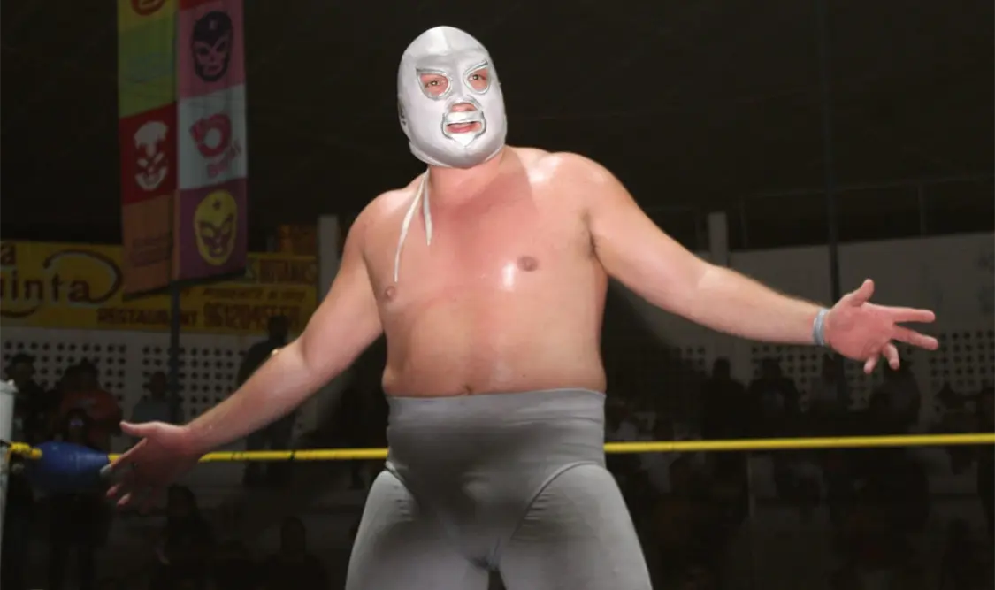 El enmascarado de plata demostró sus habilidades en el Deportivo Roma de Tuxtla Gutiérrez. Alan Pola/CP