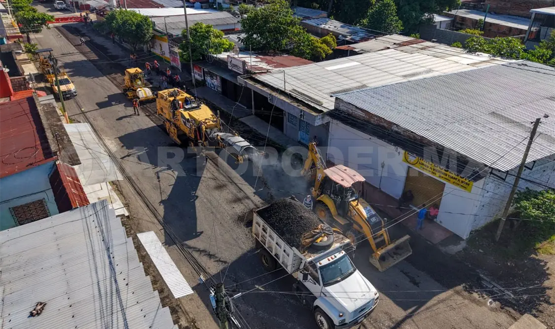 El Ayuntamiento de Tapachula avanza en el mantenimiento vial de la ciudad. Cortesía