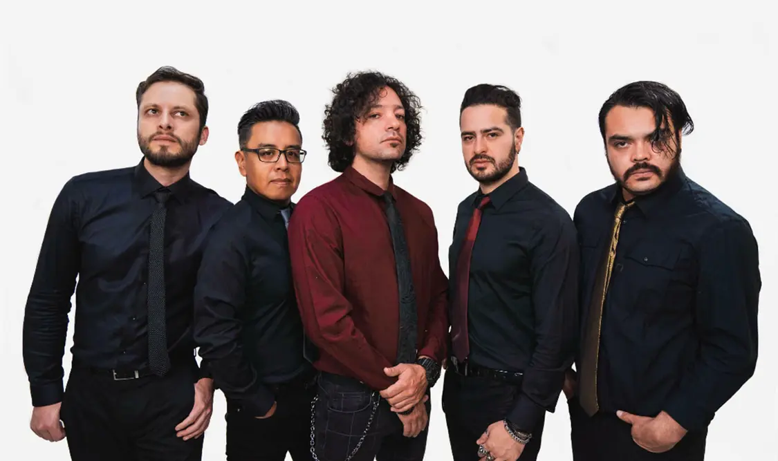 Los Daniels se quedan sin vocalista