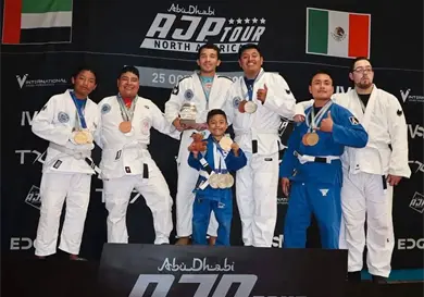 Academia MR Brazilian brilla en CDMX