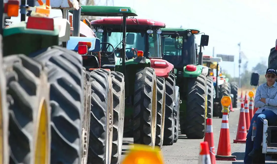 Los agricultores de maíz del Bajío, muchos de los bloqueos carreteros se empezaban a levantar este miércoles.