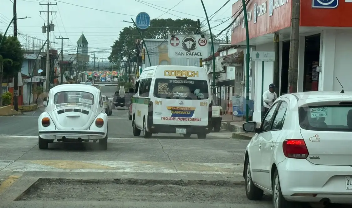 Parchan a medias la calle principal de Cacahoatán