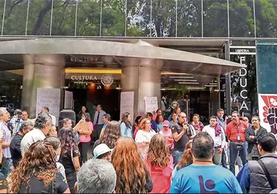 Sector cultural, con fuerte crisis Sector cultural, con fuerte crisis