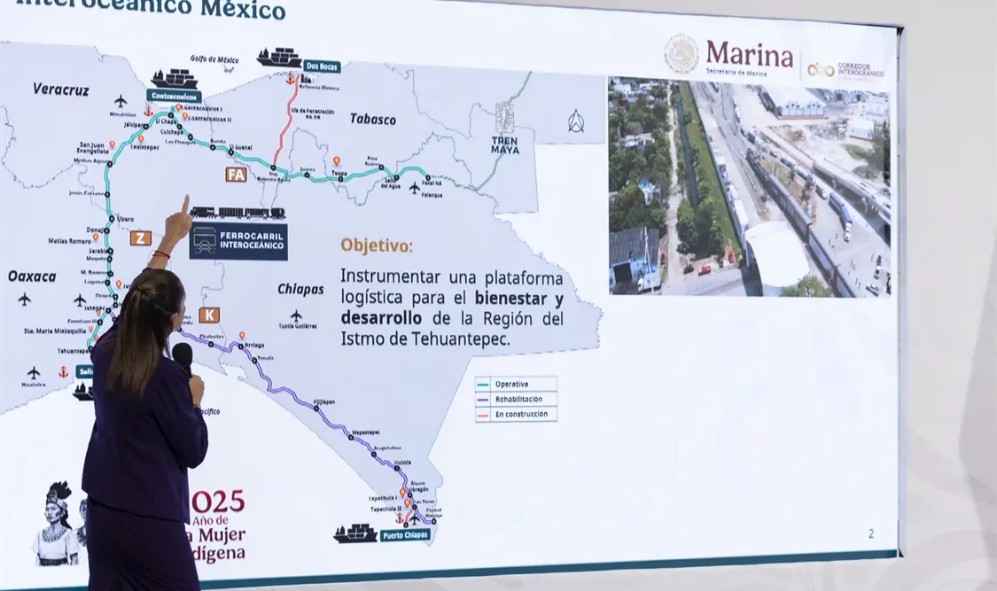 Sheinbaum destacó los avances del Corredor Interoceánico, durante su mañanera. Cortesía