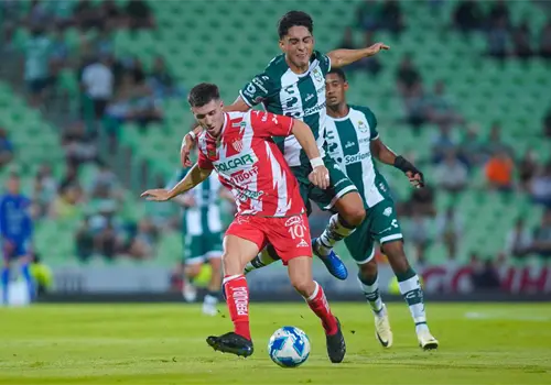 Necaxa y Santos, en la cuerda floja