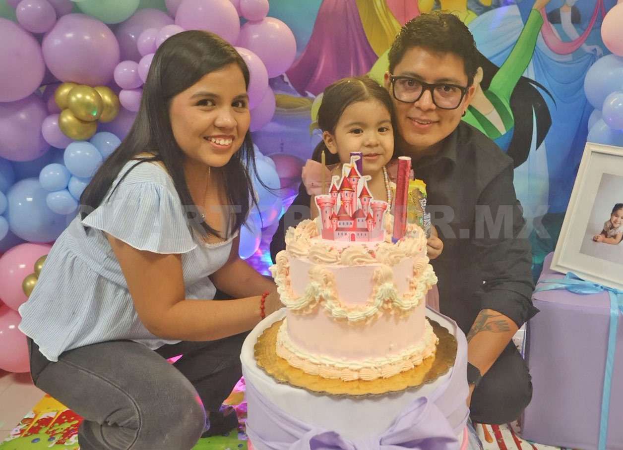 Adhara cumplió 3 años de edad