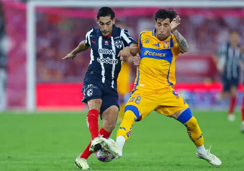 Rayados y Tigres buscan la punta del AP2025