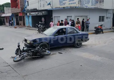Embisten a motorista en colonia Patria Nueva Embisten a motorista en colonia Patria Nueva