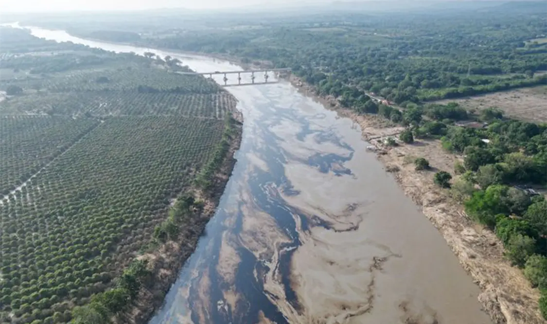 Diputada denuncia a Pemex por daños