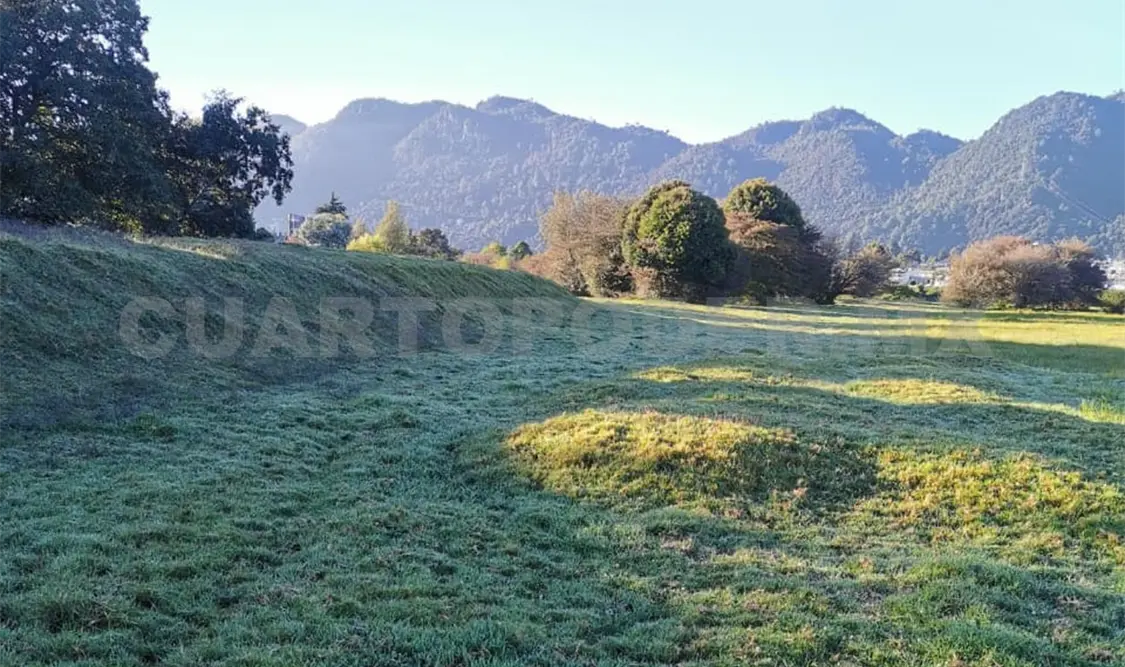 Los registros del usuario NavarroLang dan cuenta del congelamiento y la ligera capa de hielo en el pasto. Cortesía