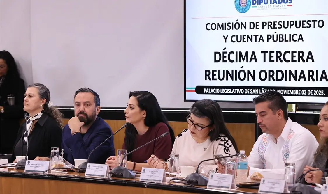 Por 39 votos a favor y 15 en contra, la Comisión de Presupuesto y Cuenta Pública aprobó el dictamen. Cortesía