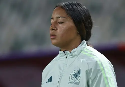 Joselyn Solís avanza a semifinales