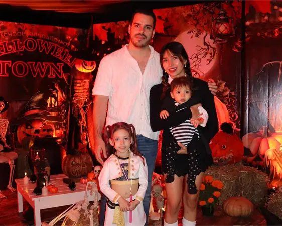 American School celebra Halloween American School celebra Halloween