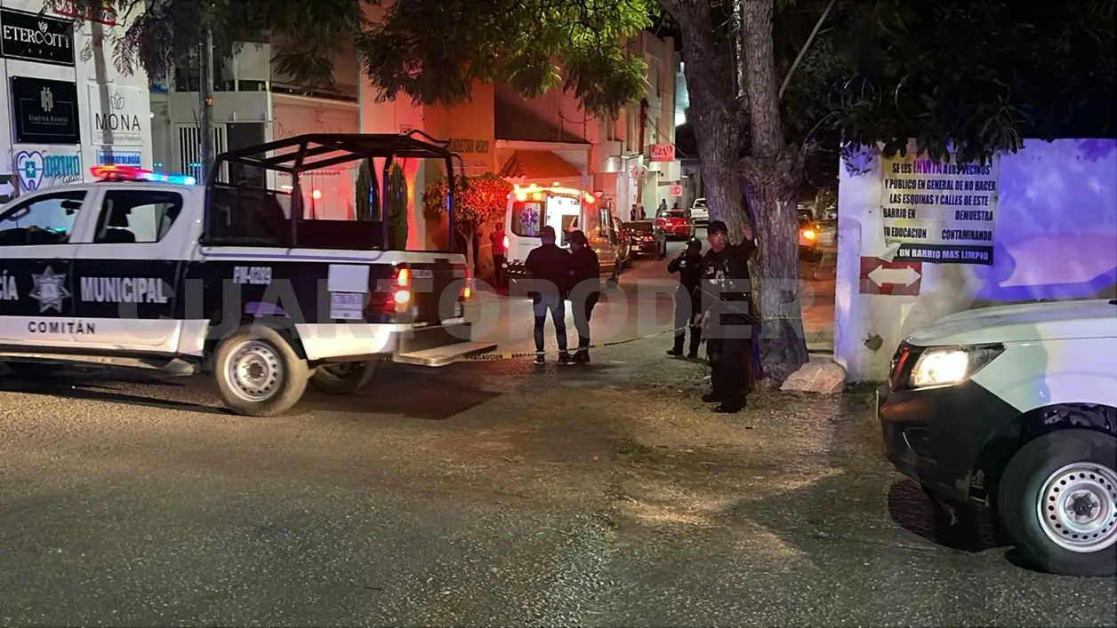 Mujer muere afuera de un sanatorio