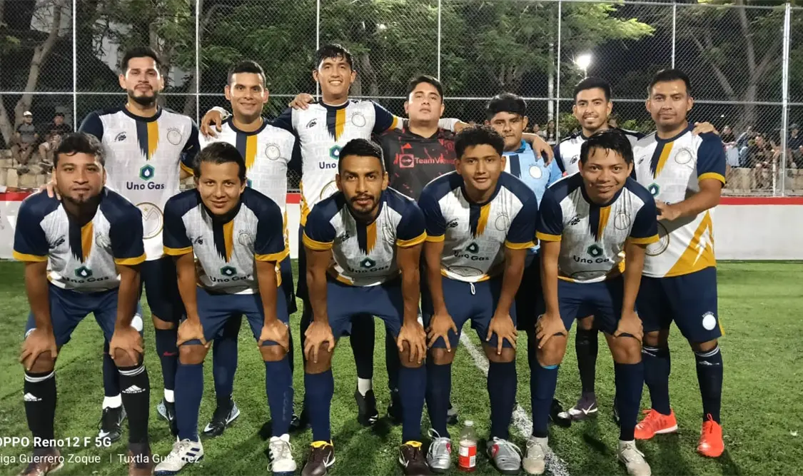 El conjunto de Magnus FC, liderado por Daniel Galindo, se proclamó nuevo campeón del Torneo Nocturno. Cortesía