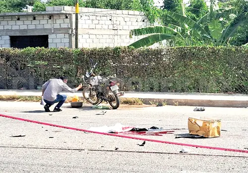 Quiso ganarle el paso a patrulla y perdió la vida