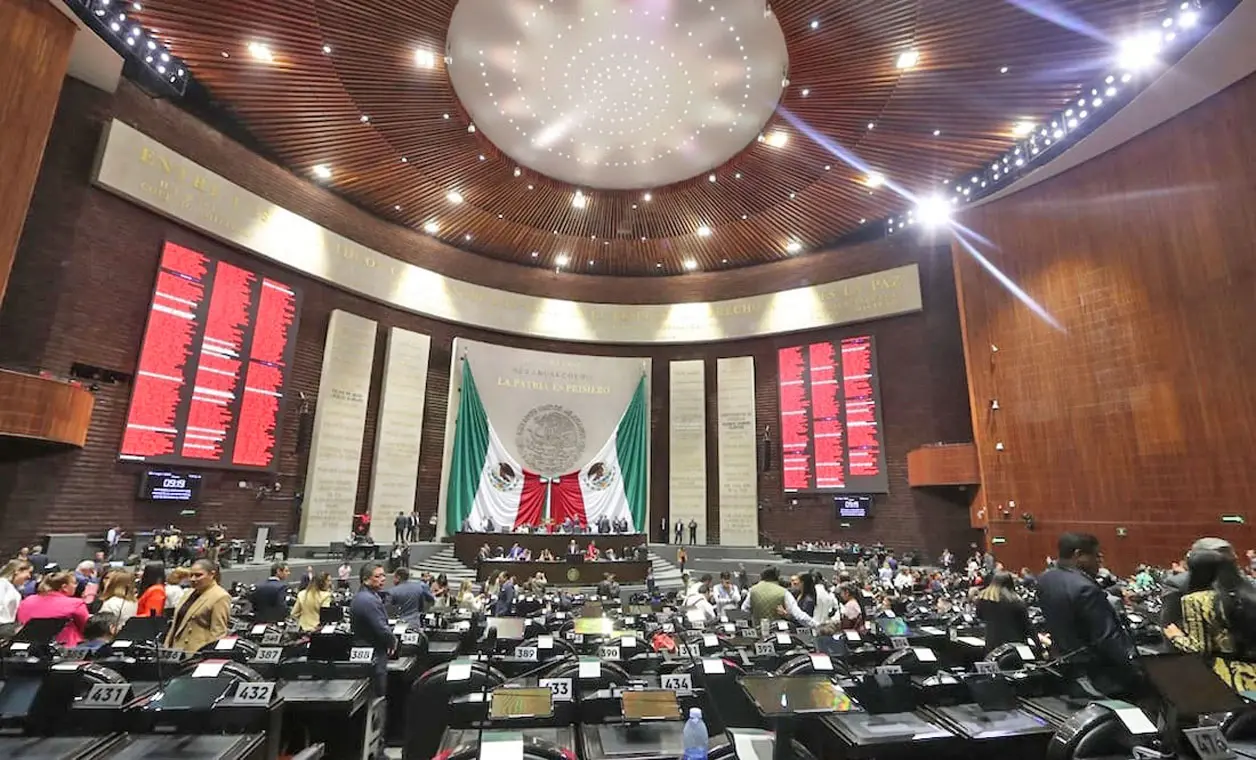 Se confrontan por recursos para seguridad