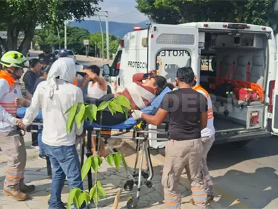 Atropellan a mujer y le fracturan la cadera