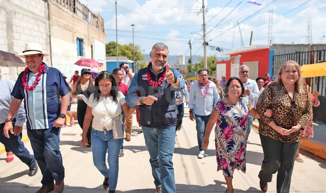 Ángel Torres, refrenda su compromiso de fortalecer la infraestructura vial y mejorar la imagen urbana. Cortesía