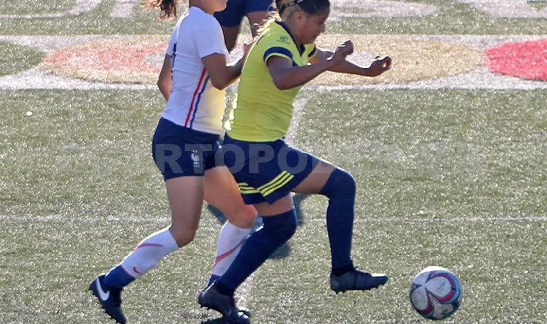 Al término de cada final y del partido de exhibición se hará la entrega de trofeos simbólicos. Cortesía