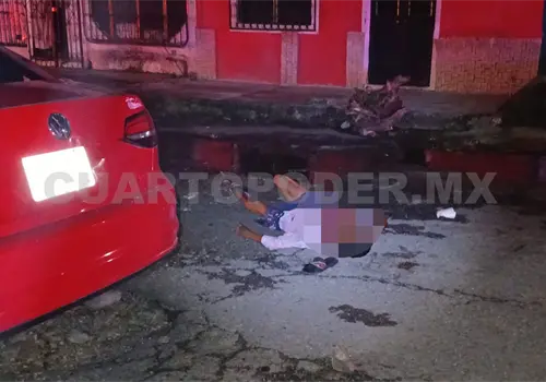 Lo asesinan de una cuchillada en el pecho Lo asesinan de una cuchillada en el pecho