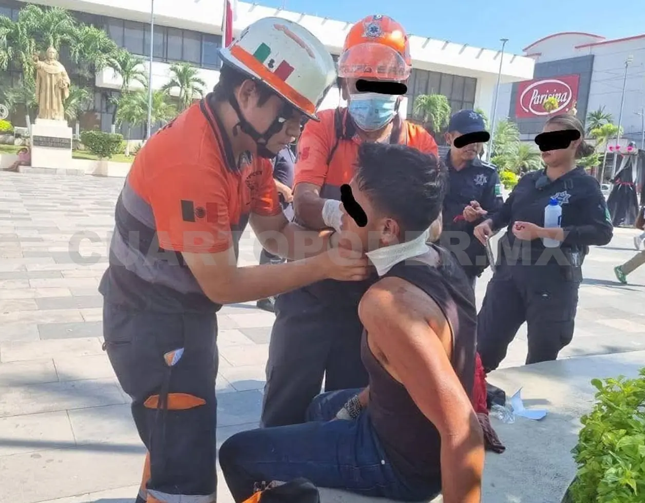 Herido en ataque en pleno parque central de Tapachula