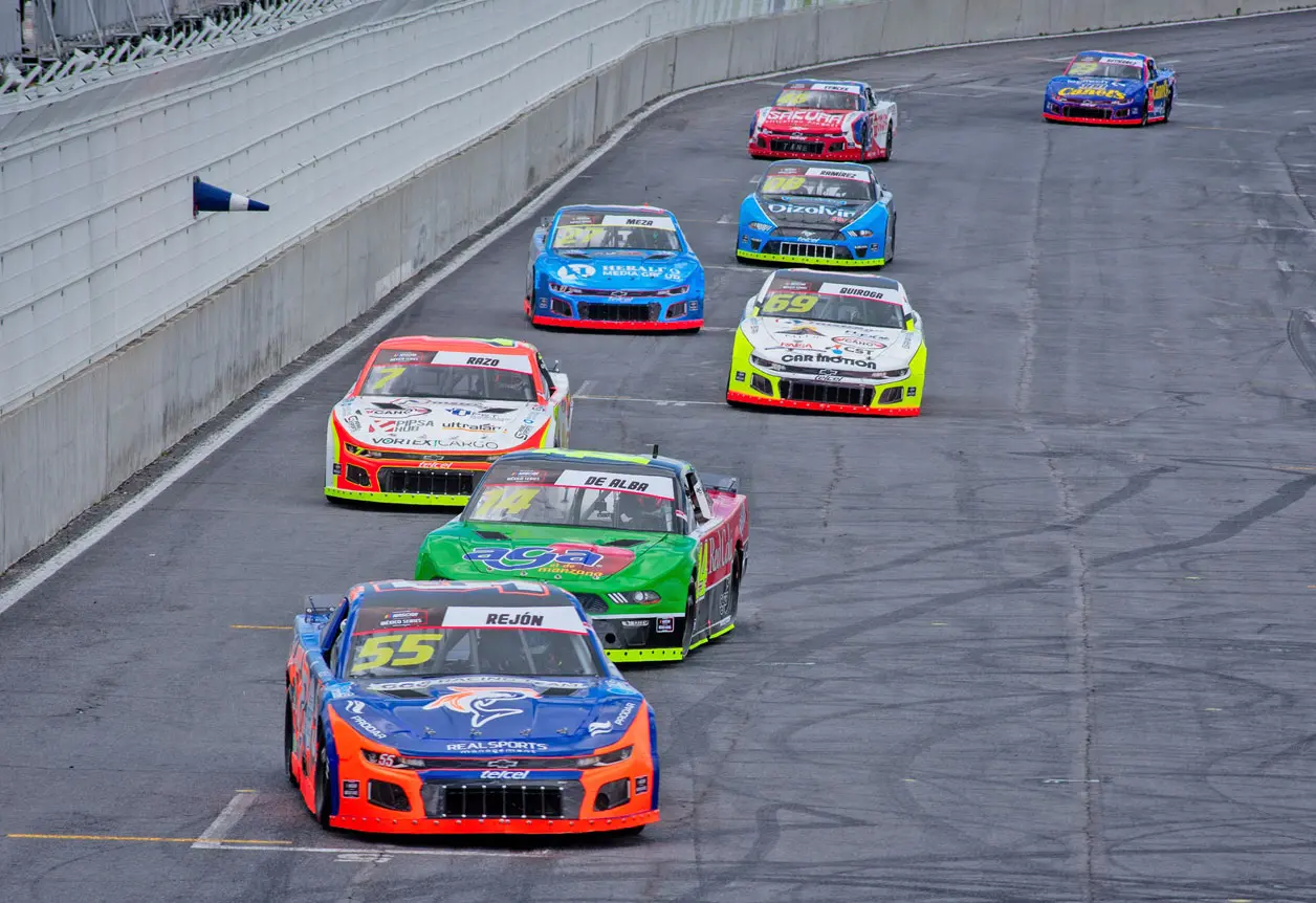 Fin de semana de campeonato en Nascar México