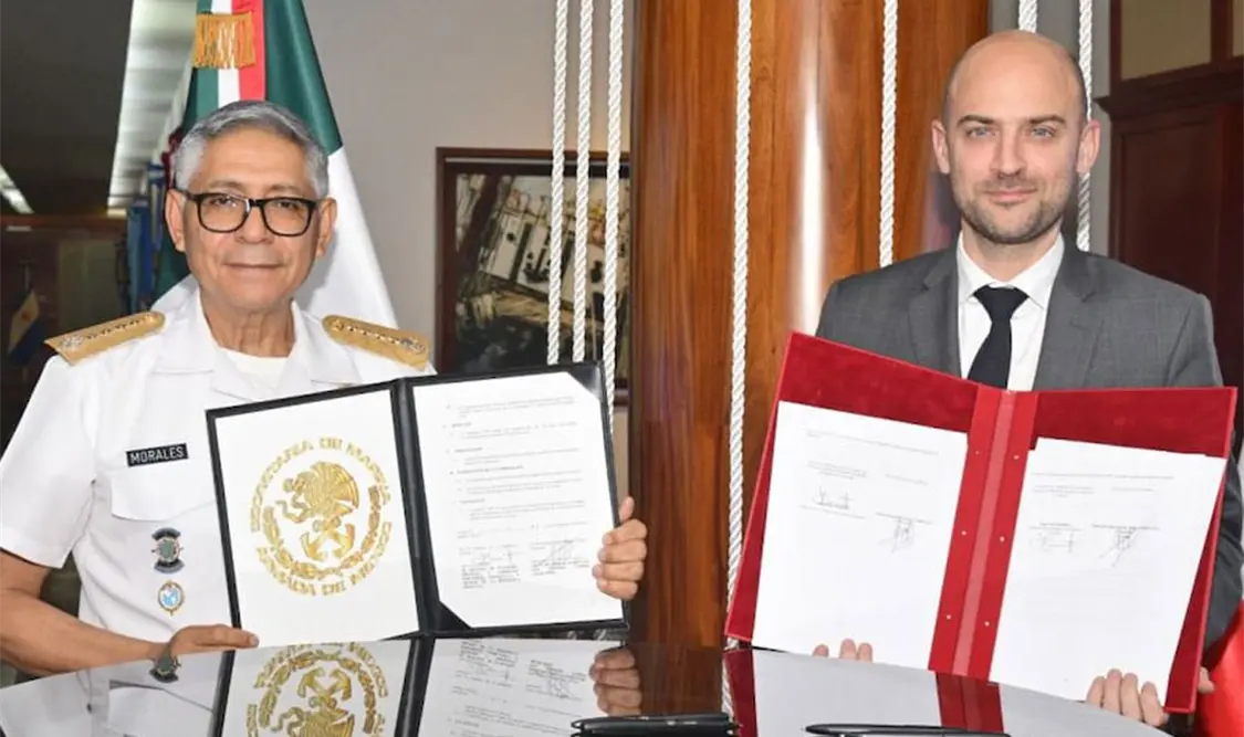 Almirante Morales Ángeles firmó una Carta de Intención junto a Jean-Noël Barrot. Cortesía
