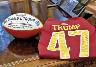 Estadio de NFL podría llevar nombre de Trump Estadio de NFL podría llevar nombre de Trump