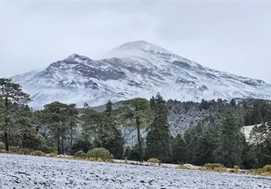 Reporta Conagua caída de aguanieve en Cofre de Perote Reporta Conagua caída de aguanieve en Cofre de Perote