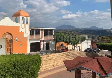 Realizan cobranza pública a alcalde; él dice que es falso