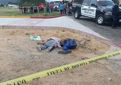 Autoridades encuentran a dos personas sin vida