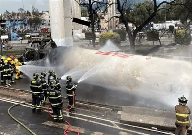 Van 78 acuerdos reparatorios tras explosión de pipa Van 78 acuerdos reparatorios tras explosión de pipa