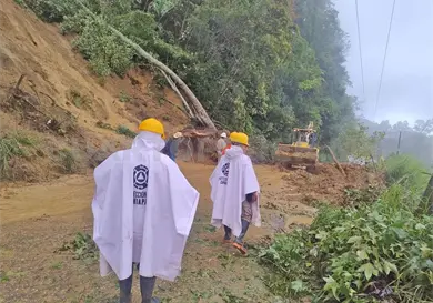 Frente frío deja varios ríos desbordados