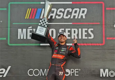 Diego Ortiz es campeón de Nascar Challenge