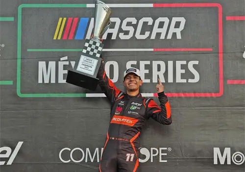 Diego Ortiz es campeón de Nascar Challenge