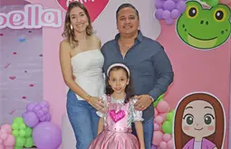 Isabella celebra sus primeros 6 añitos de vida Isabella celebra sus primeros 6 añitos de vida