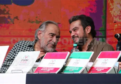 "Leer nos hace libres", afirma Roger Mandujano