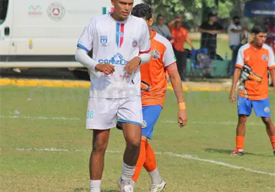 Huracanes "sopla fuerte" en su territorio