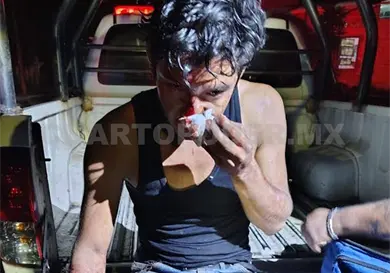 Cae a río desde puente y lo rescatan