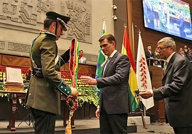 Rodrigo Paz asegura que encontró "una cloaca" Rodrigo Paz asegura que encontró "una cloaca"